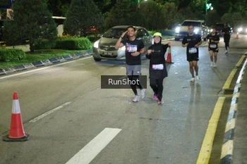 Runner Photo 4241651