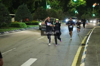 Runner Photo 4241656