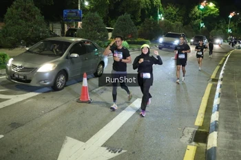Runner Photo 4241663