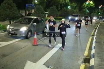 Runner Photo 4241668