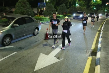 Runner Photo 4241669