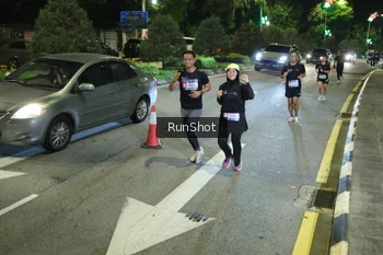 Runner Photo 4241672