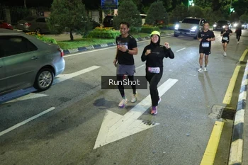 Runner Photo 4241675