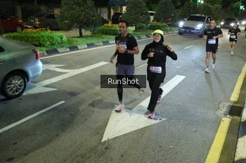 Runner Photo 4241677