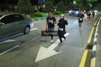 Runner Photo 4241678