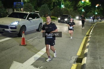 Runner Photo 4241689