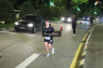 Runner Photo 4241697