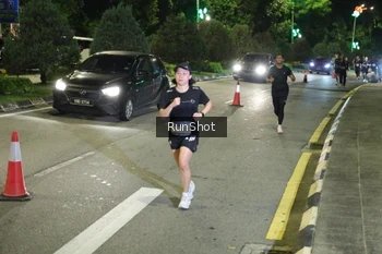 Runner Photo 4241703