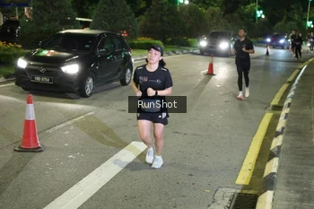 Runner Photo 4241708