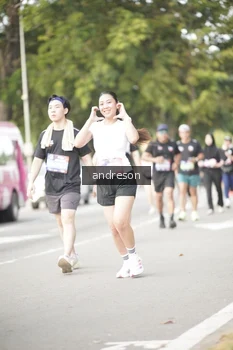 Runner Photo 4241716