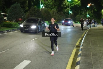 Runner Photo 4241719