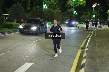 Runner Photo 4241722