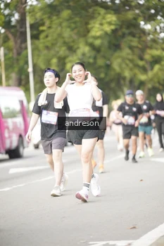 Runner Photo 4241723