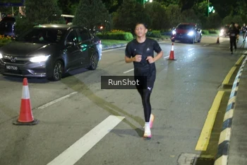 Runner Photo 4241724