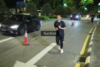 Runner Photo 4241740