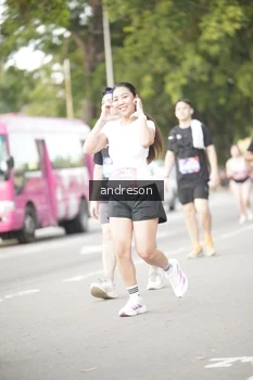 Runner Photo 4241741