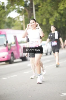Runner Photo 4241748