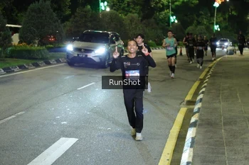 Runner Photo 4241751