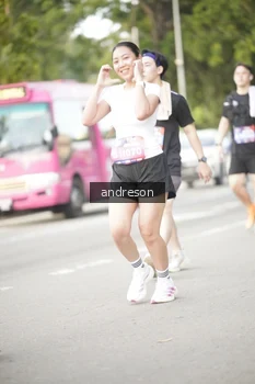 Runner Photo 4241759