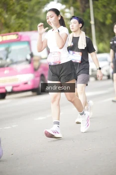 Runner Photo 4241766