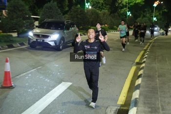 Runner Photo 4241770
