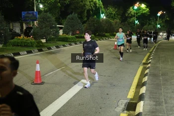 Runner Photo 4241773