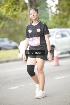 Runner Photo 4241844