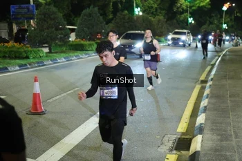 Runner Photo 4241883