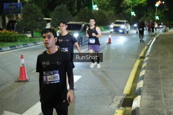 Runner Photo 4241887