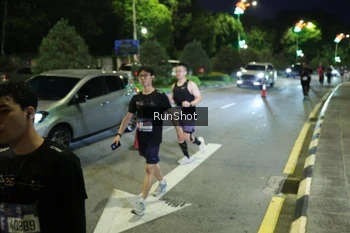 Runner Photo 4241897