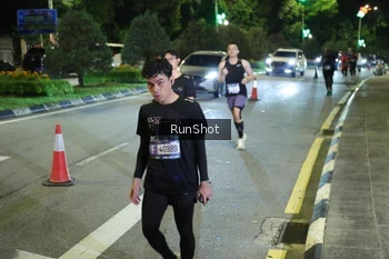 Runner Photo 4241898