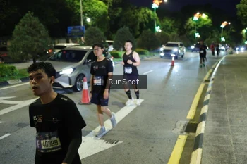 Runner Photo 4241906