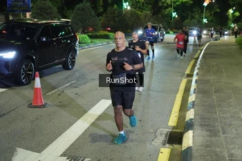 Runner Photo 4241910