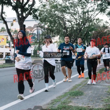 Runner Photo 424192
