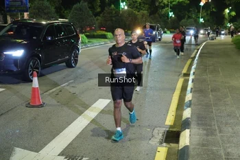 Runner Photo 4241922