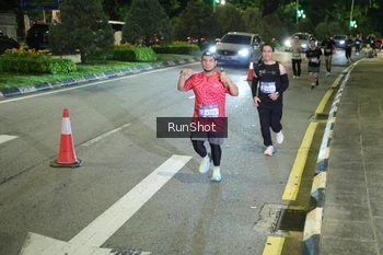 Runner Photo 4241943