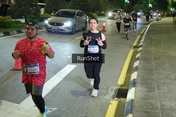 Runner Photo 4241955