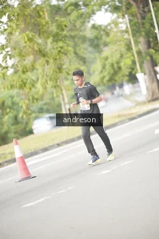Runner Photo 4241990