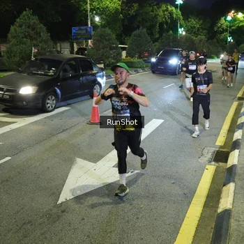 Runner Photo 4242041