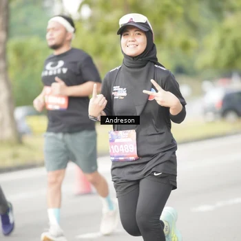 Runner Photo 4242061