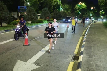 Runner Photo 4242063