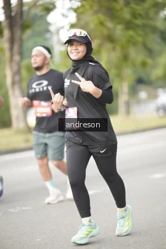 Runner Photo 4242065