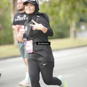Runner Photo 4242071