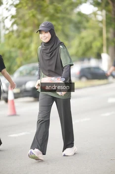 Runner Photo 4242079