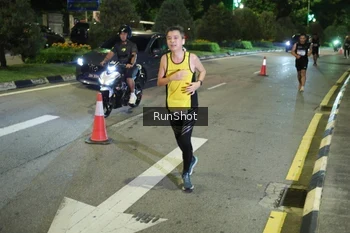 Runner Photo 4242081