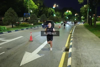 Runner Photo 4242088