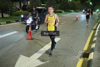 Runner Photo 4242089