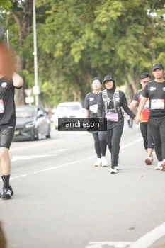 Runner Photo 4242092