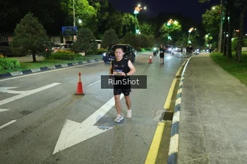 Runner Photo 4242103