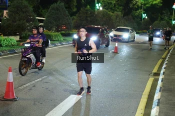 Runner Photo 4242104